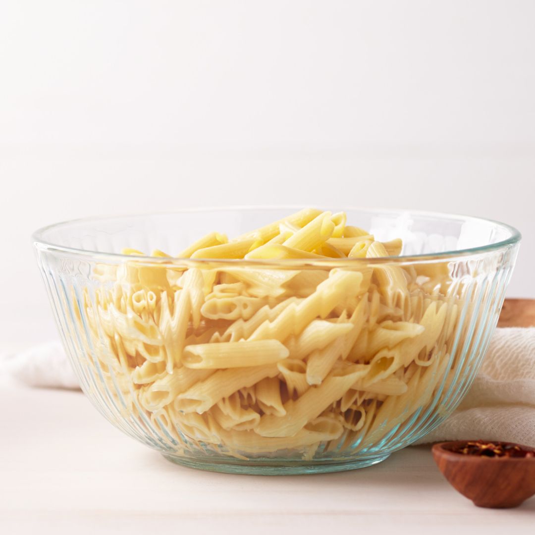 Bowl with pasta and oil