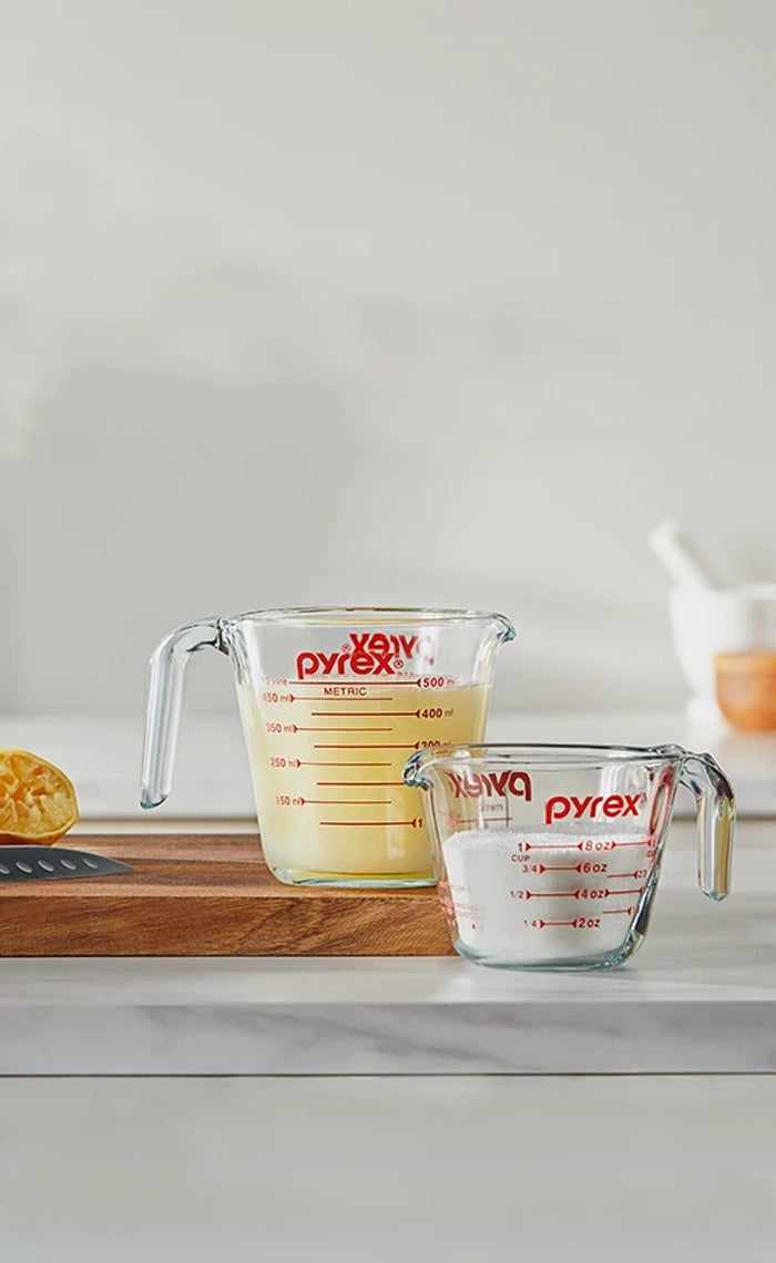 Measuring cups on the table